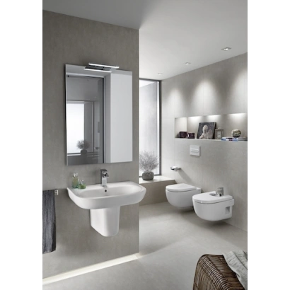 Vaso WC Roca New Meridian sospeso con scarico a parete