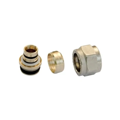 Adattatore per Tubo Multistrato con attacchi da 1/2" - 3/4" e 1"